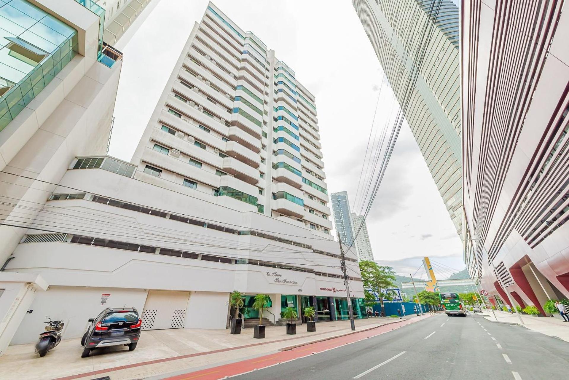 Apto Amplo 1Suite Mais 2Quartos - Quadra Mar 50M Da Praia - Somente Familiares Balneário Camboriú Exteriér fotografie